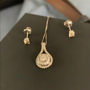 10k Diamond necklace and earrings set